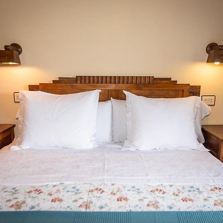 Apartamentos Rurales Casa Riveras ซานตาเอวลาเลีย เด โอสโกส ภายนอก รูปภาพ