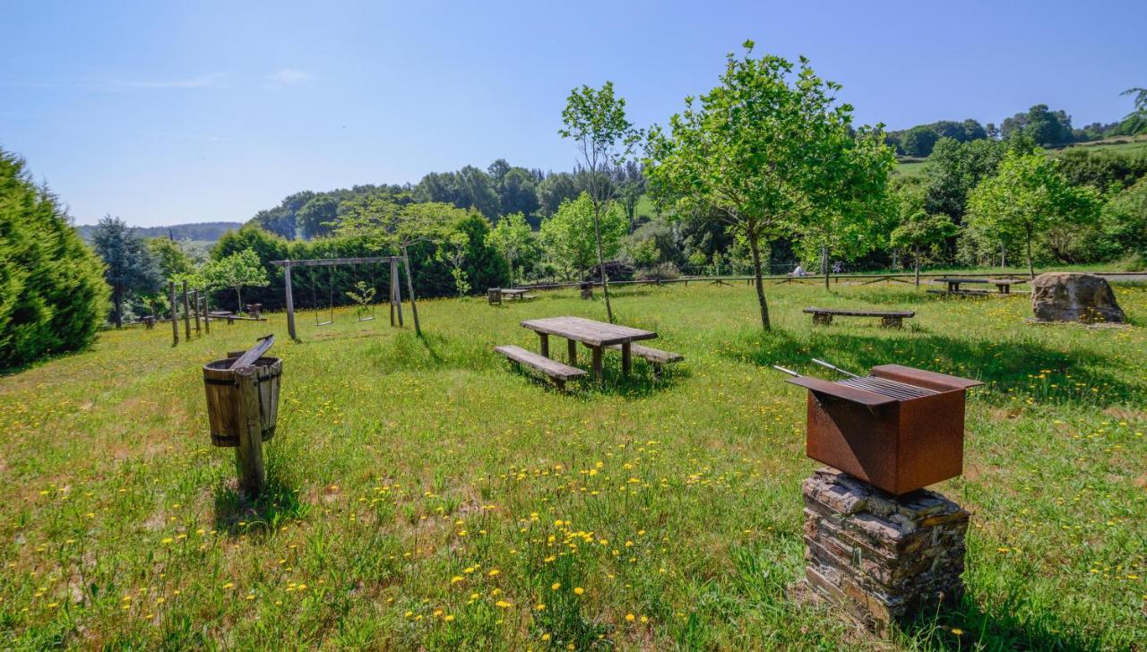 Apartamentos Rurales Casa Riveras ซานตาเอวลาเลีย เด โอสโกส ภายนอก รูปภาพ