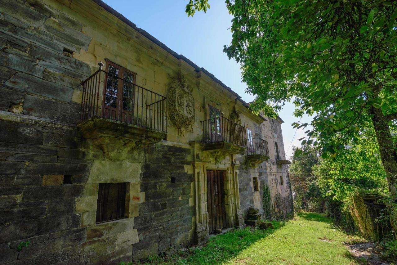 Apartamentos Rurales Casa Riveras ซานตาเอวลาเลีย เด โอสโกส ภายนอก รูปภาพ